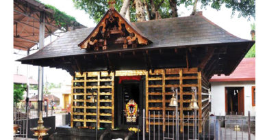 Vadakkanthara-Bhagavathy-Temple-Palakkad
