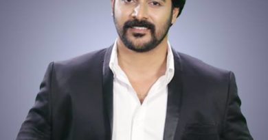 Srinish Aravind - Bigg Boss Malayalam season 1 Contestants