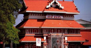 Paramekkavu Bhagavathi Temple Thrissur